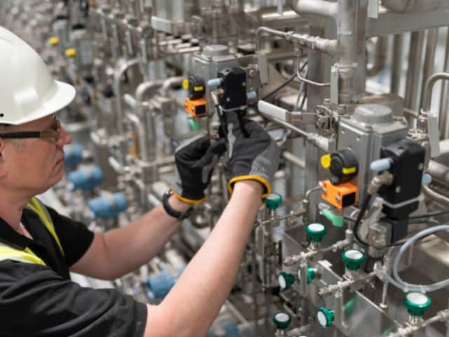 Industrial Valve Repair: Keeping Your Operations Running Smoothly | THINKTANKwashing machine water valve